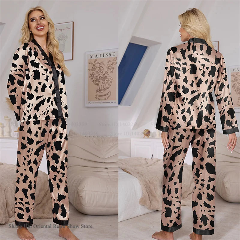 Pyjama Femme “Signature” – Ensemble en Satin Chic à Imprimés Élégants
