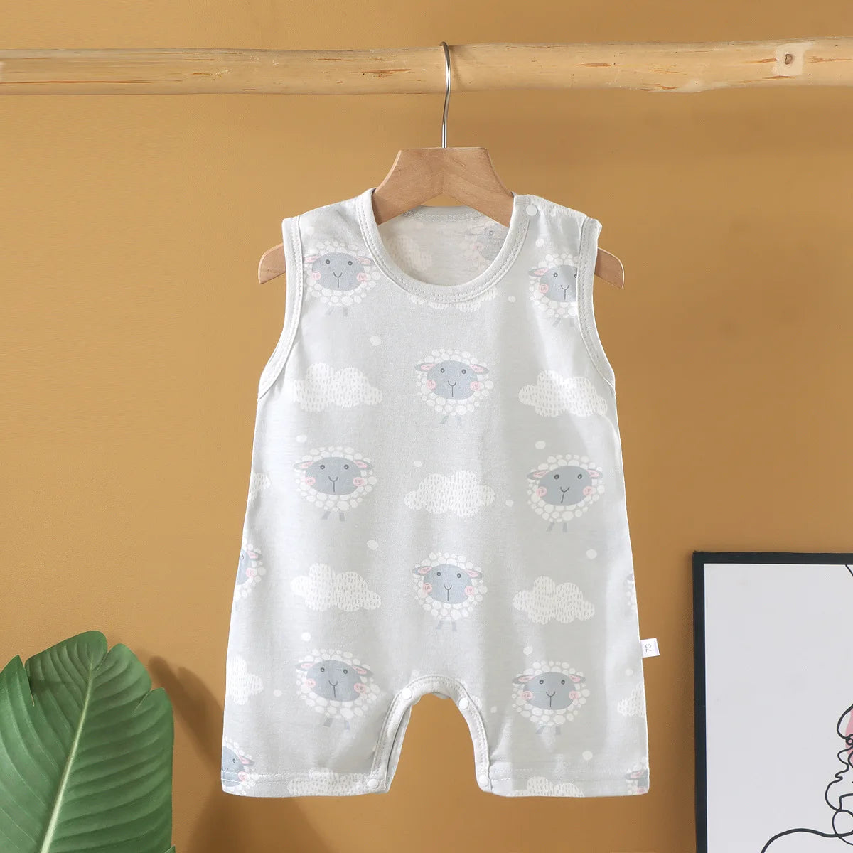 Pyjama Bébé “Souffle d’Été” – Combinaison Légère en Coton