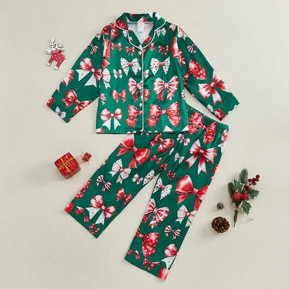 Pyjama Enfant “Noël en Satin” – Chemise à Boutons & Pantalon Élégant