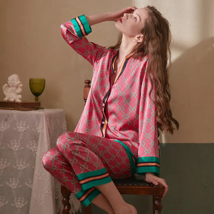 Pyjama Femme “Jardin d’Éclats” – Ensemble Satin Rosé