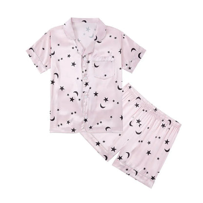 Pyjama Enfant Été “Libre” – Ensemble Mixte en Coton Léger, Manches Courtes & Short