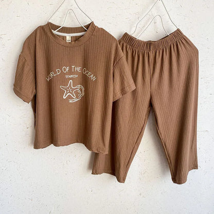 Pyjama Enfant Été “World of the Ocean” – Ensemble 2 Pièces en Coton Léger, Manches Courtes, Mixte