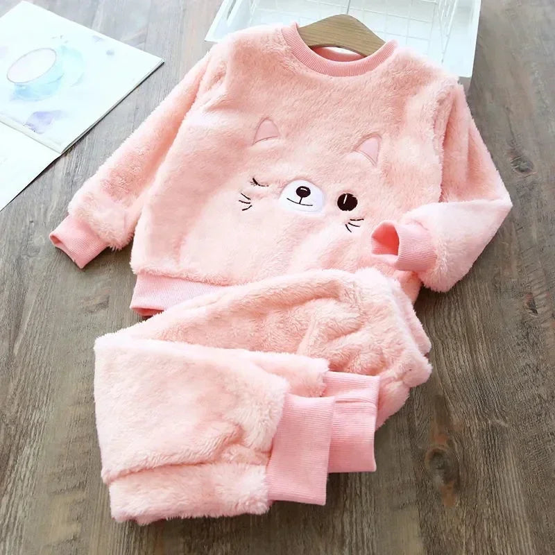 Pyjama Enfant “Doudou Cocoon” – Ensemble Automne/Hiver en Polaire Douce, 2 Pièces à Manches Longues