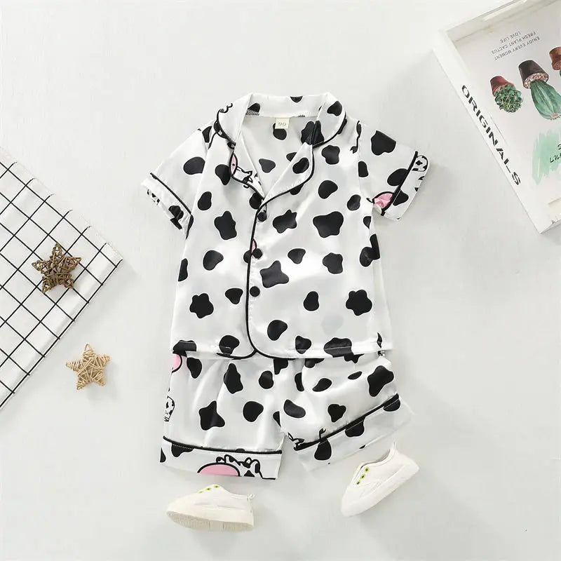 Pyjama Bébé & Enfant “Douce Prairie” – Ensemble en Coton Imprimé Vache, Respirant & Ludique