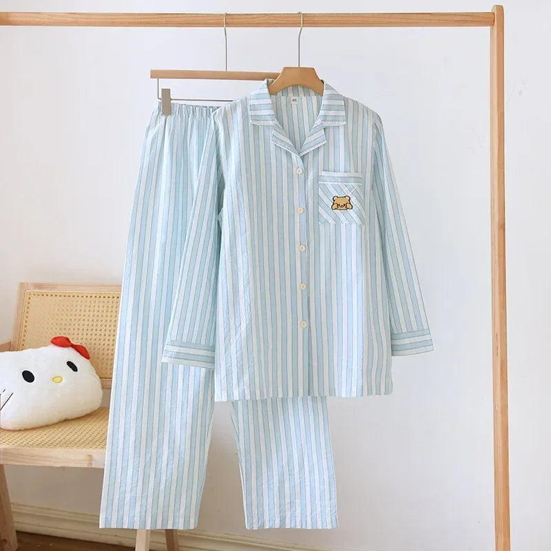 Pyjama Femme “Rayure Douce Honey Frost” – Ensemble en Coton à Rayures Élégantes