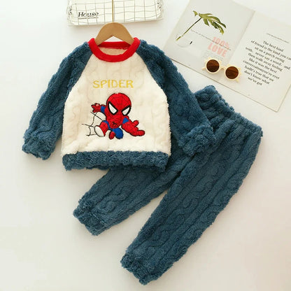 Pyjama Enfant Polaire “Spider-Héros” – Ensemble Hiver Chaud, Aventures Nocturnes