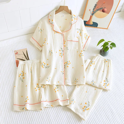 Pyjama Femme “Éclats d’Herbe” – Ensemble 2 ou 3 pièces Élégant en Coton Brodé, Léger & Respirant