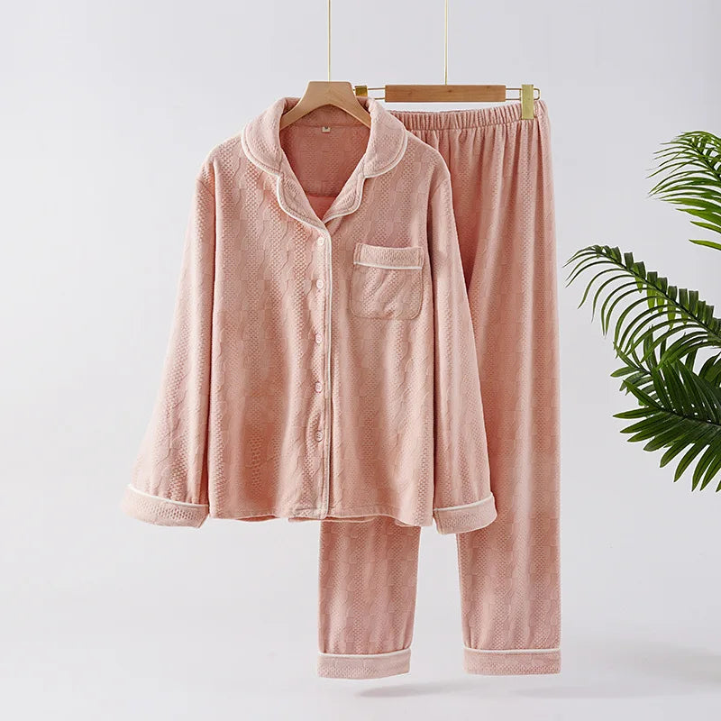 Pyjama “Hiver Essentiel” – Ensemble en Coton Chaud et Respirant